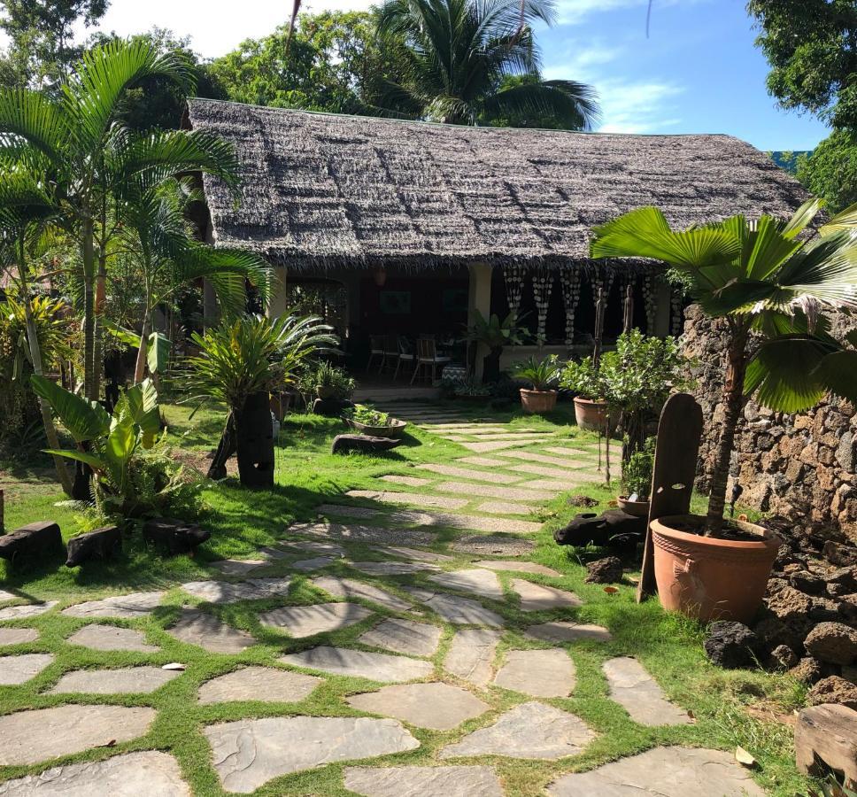 Hibiscus Garden Inn Puerto Princesa Exterior foto